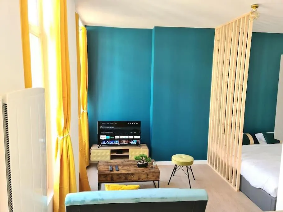 Le Cosy Central Moderne Et Chaleureux Saint-Etienne  Apartment Saint-Etienne (Loire)