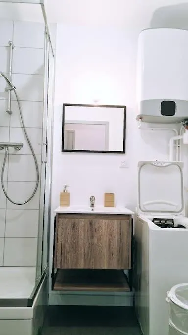 Apartment Le Cosy Central Moderne Et Chaleureux Saint-Etienne